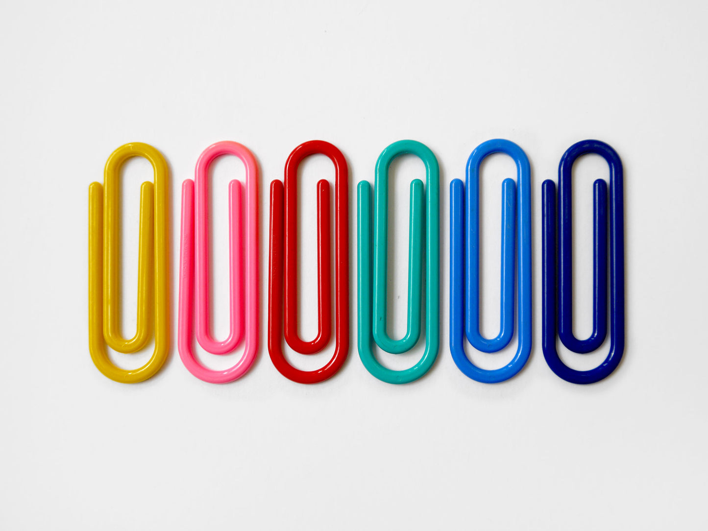 XL 4" Plastic Paperclip (1990s)